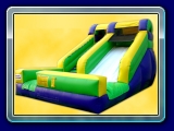 Lil' Splash Slide - Can be used wet for those hot summer days or can be used dry.  Lil Splash slide can be used as a standard dry slide or we can add the sprinkler system and make it wet water slide.  Either way you will have a great time.